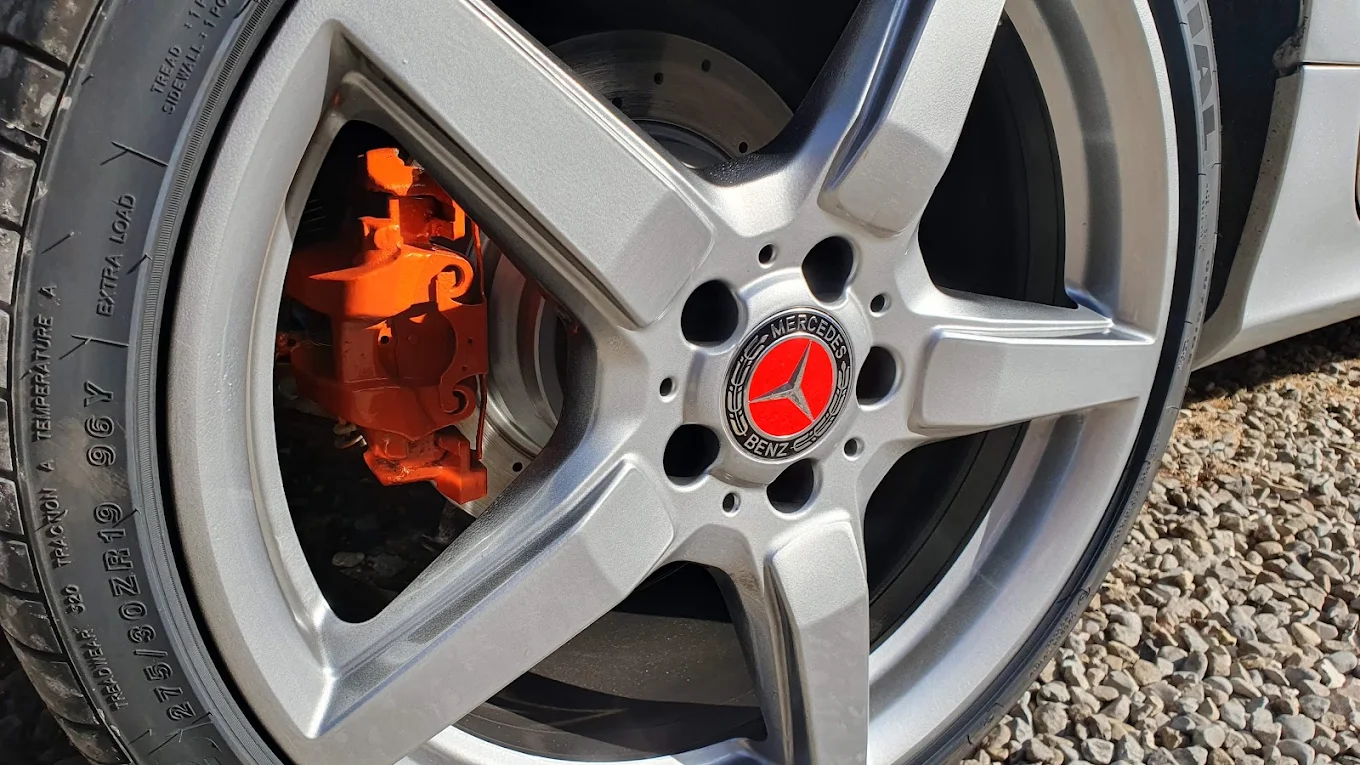 Refinished Mercedes alloy wheel